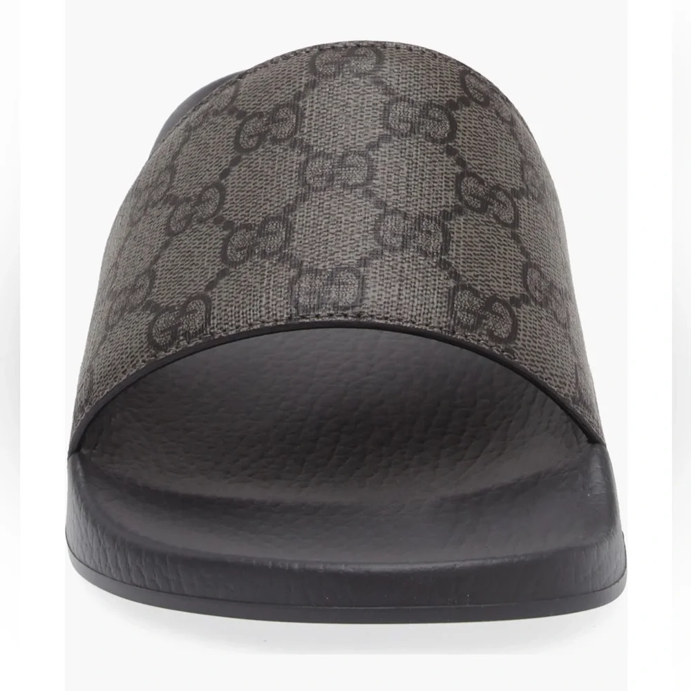 NWB GUCCI GG Supreme Slide (Men) Grey/Black Designer Sz: 7